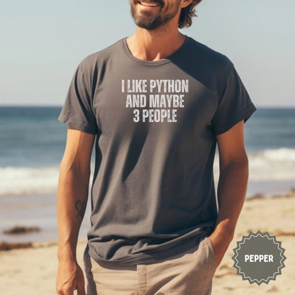 I Like Python And Maybe 3 People Graphic Tee